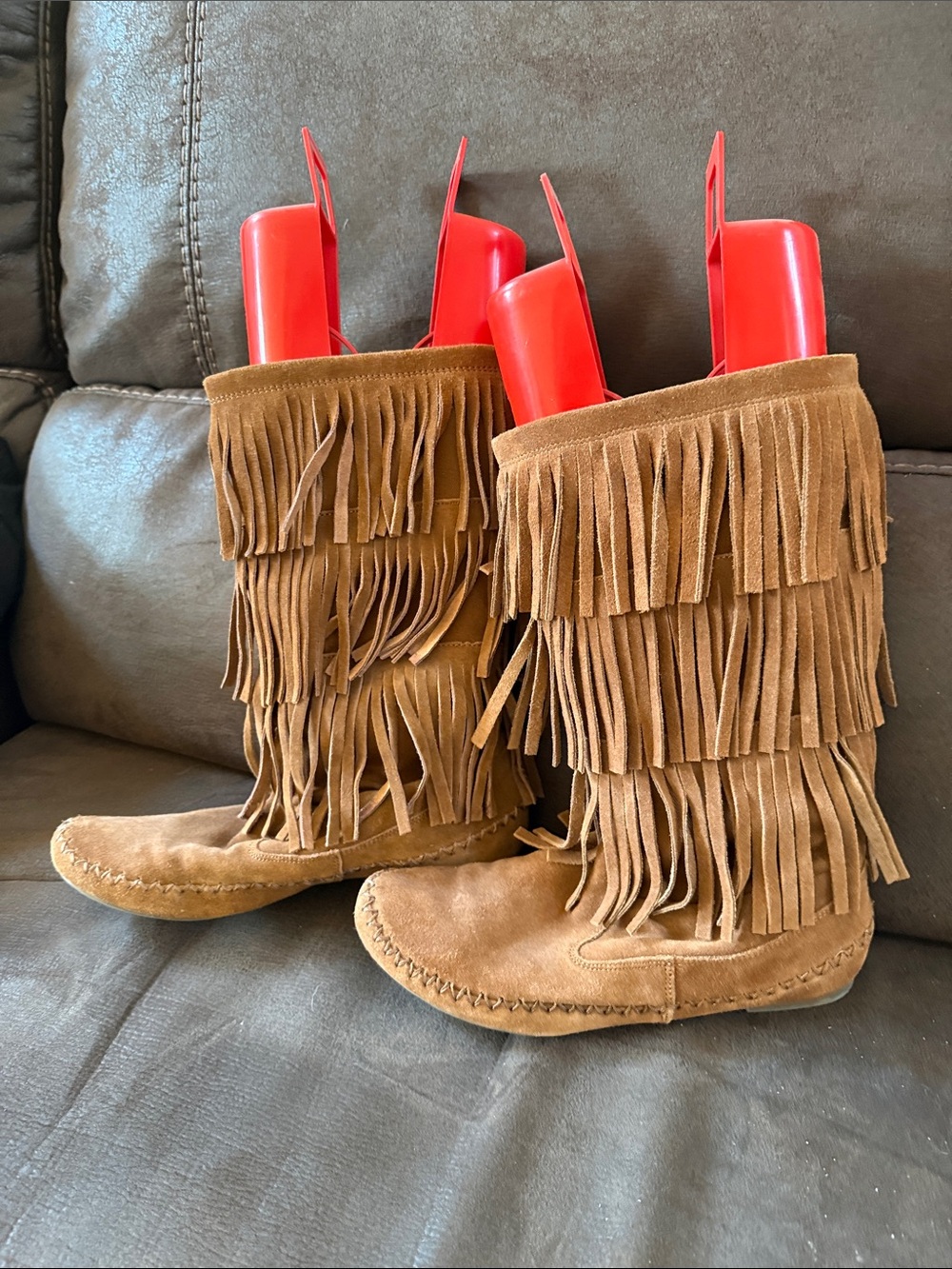 LC Lauren Conrad Brown Suede Fringe Moccasin Boots